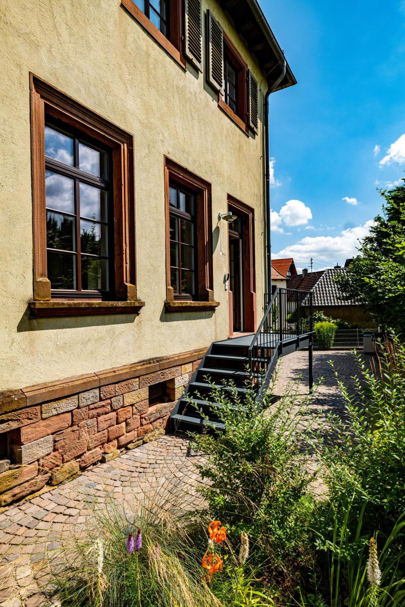 Apartamento Grosse Pause Altes Schulhaus Schweigen Exterior foto